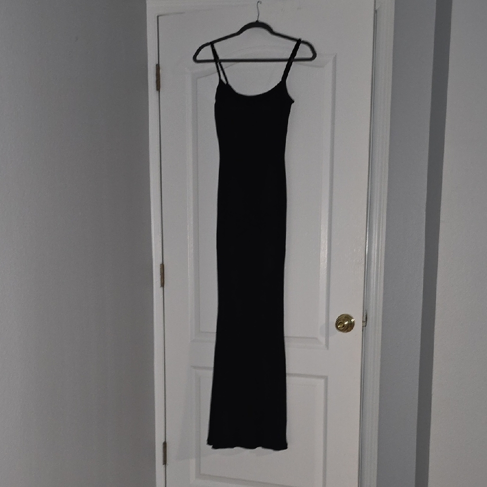 Elegant Black Sleeveless Sheath Maxi Dress